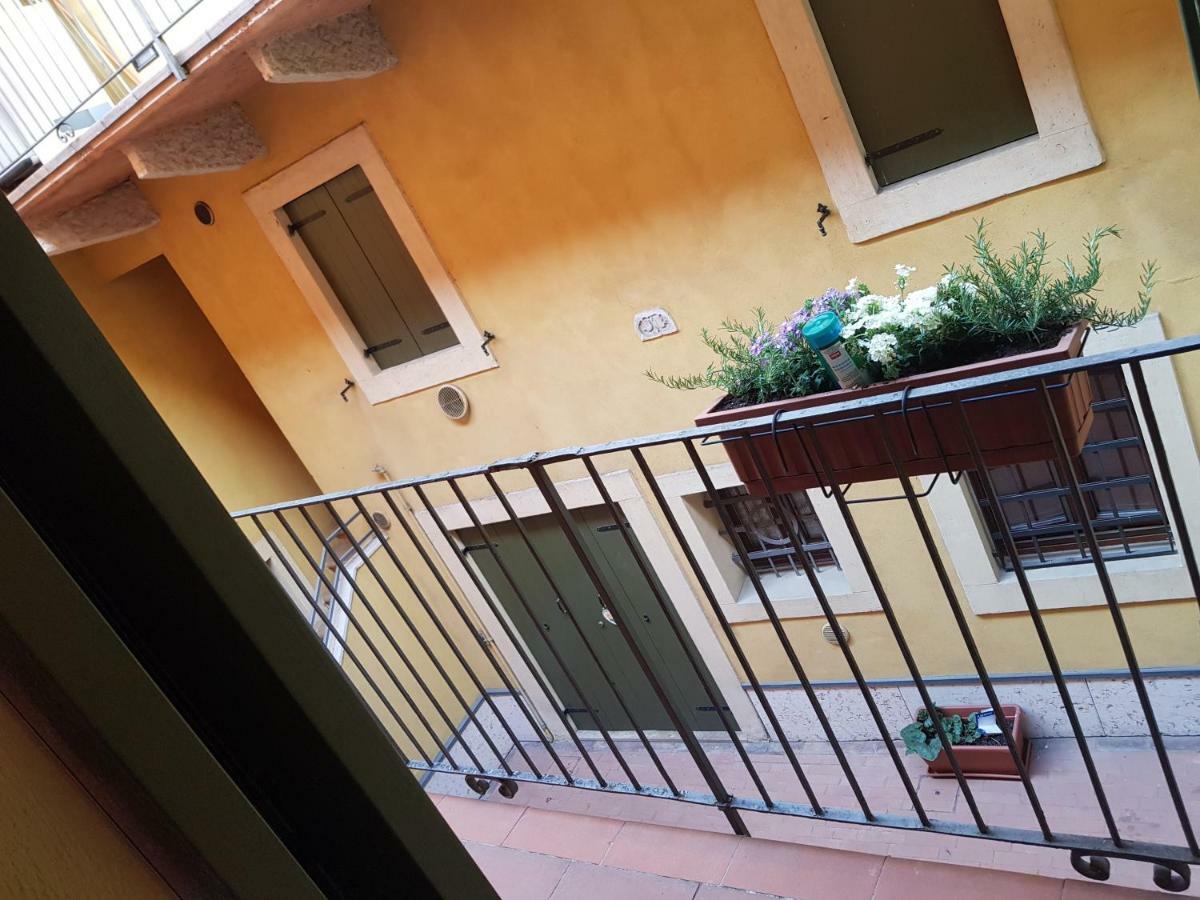 Elly'S House Villa Verona Exterior photo